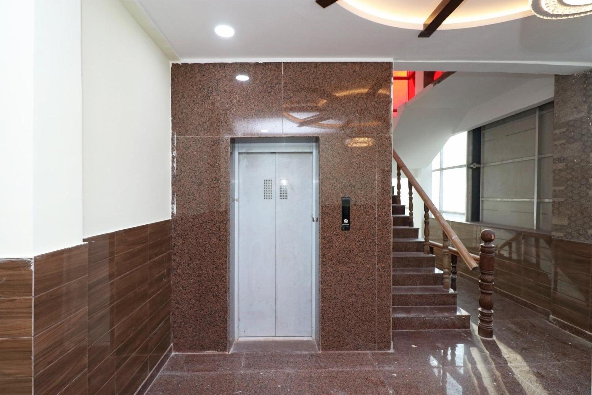 Hotel Centre Point Gorakhpur Exterior photo